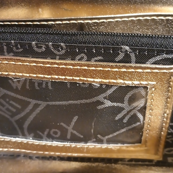 Betsy Johnson Crossbody/Clutch - Picture 6 of 10